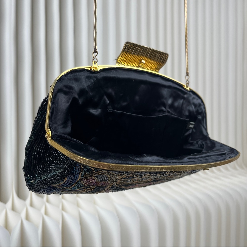 Elegant Beaded Clutch with Gold Accents - Picture 15 of 15